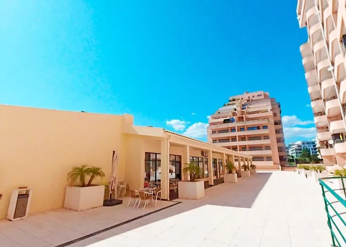 Paraiso Bloco B アパート