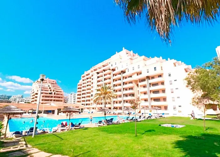 アパート Paraiso Bloco B *