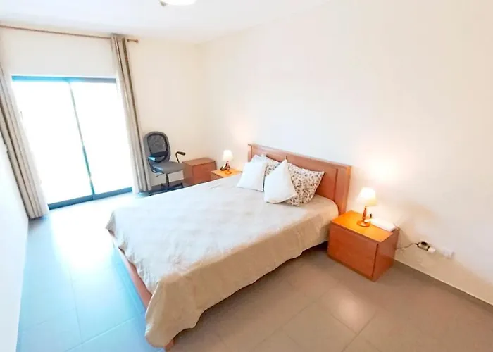 アパート Paraiso Bloco B ポルティマン